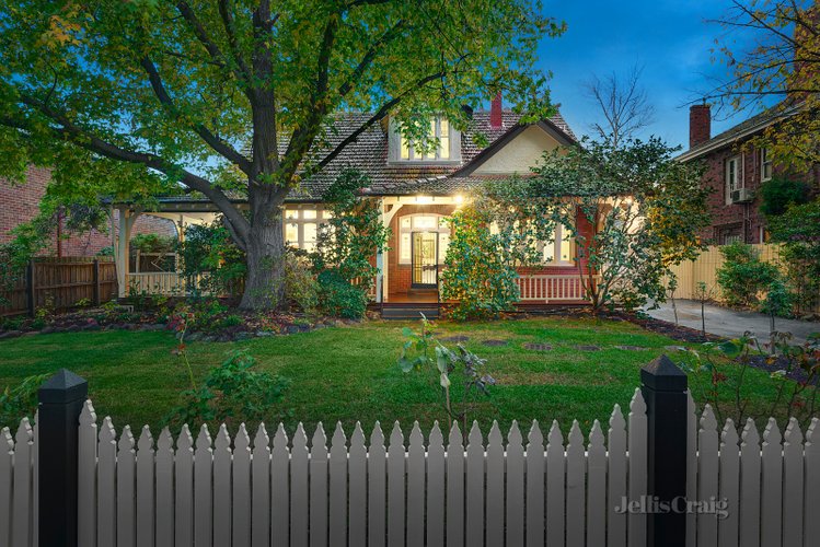4 Parlington Street Canterbury 3126