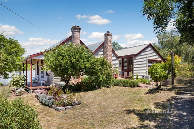 4 Phoenix Street Maldon 3463