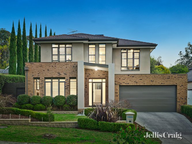 4 Regency Terrace Warranwood 3134