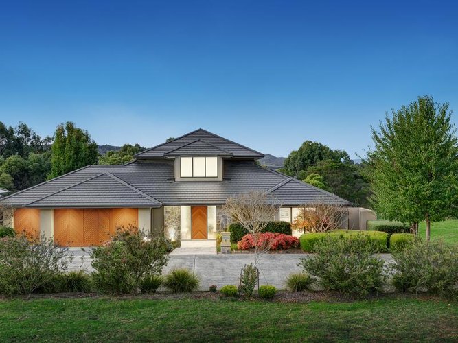 4 Riverview Terrace Chirnside Park 3116