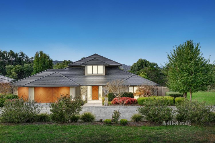 4 Riverview Terrace Chirnside Park 3116