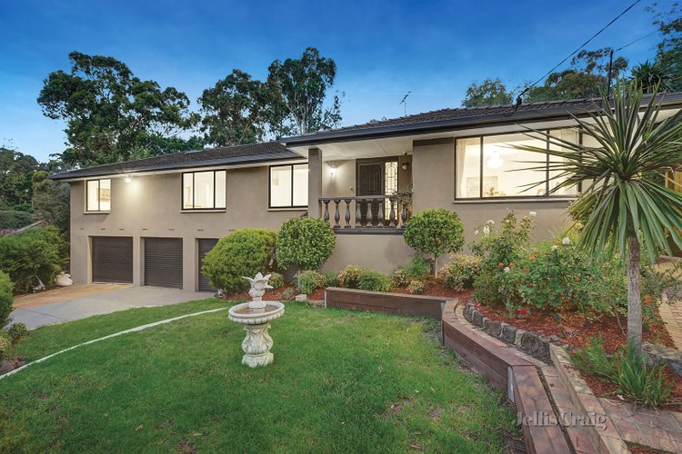 4 Roxby Close Eltham 3095