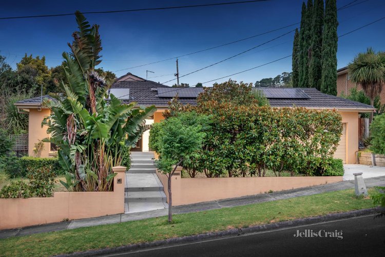 4 Sabason Court Doncaster East 3109
