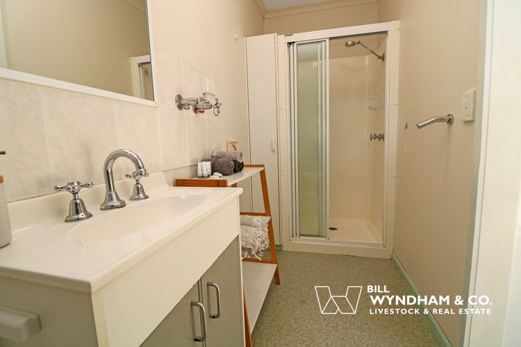 4 Sailors Retreat, Marlo