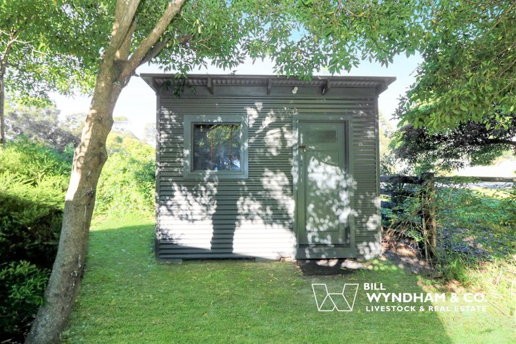 4 Sailors Retreat, Marlo