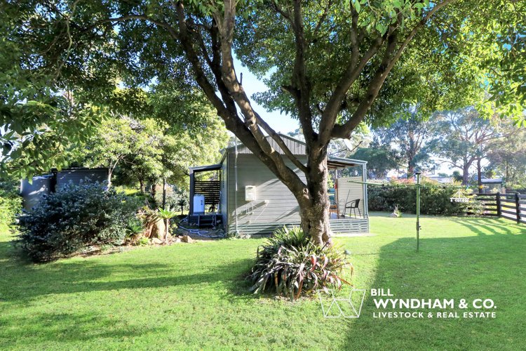 4 Sailors Retreat, Marlo