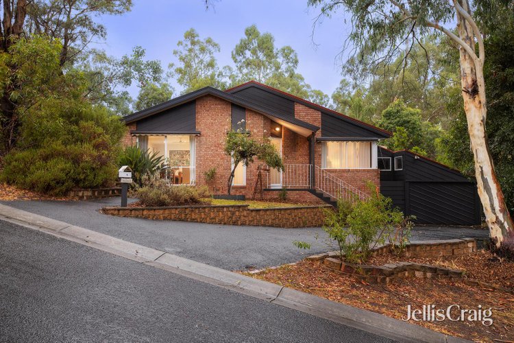 4 Serafini Court Eltham North 3095