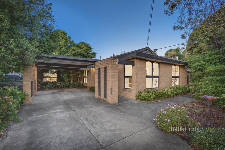 4 Silvana Court Wheelers Hill 3150