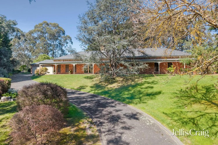 4 Sowter Court Donvale 3111