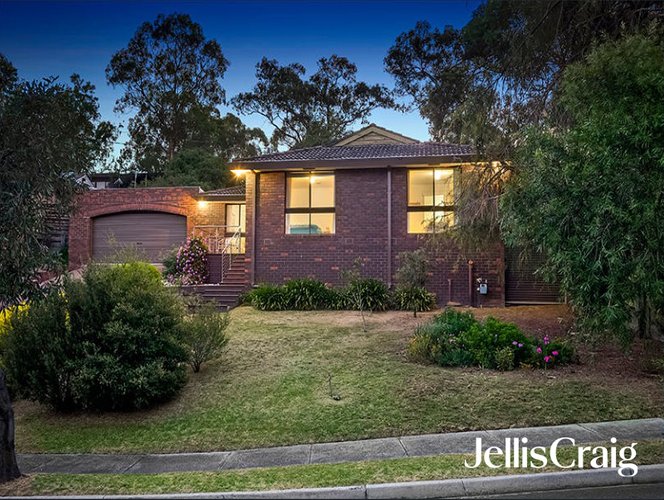  4 Tahlee Place Montmorency 3094