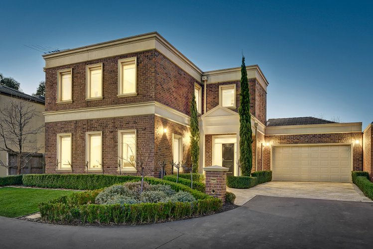 4 Thomas Walk Doncaster East 3109