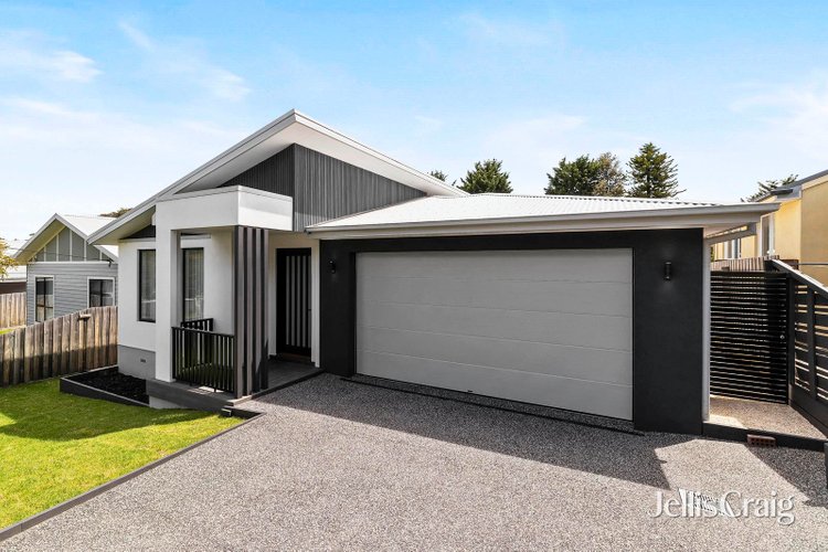 4 Toagara Street Rye 3941