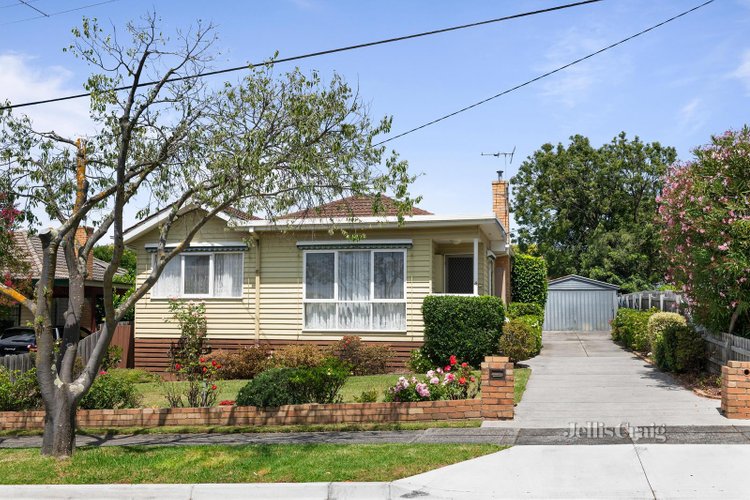 4 Trent Court Burwood East 3151