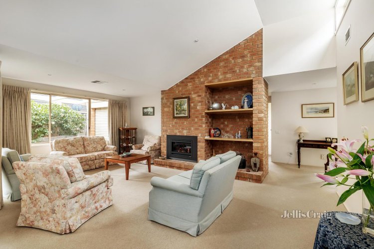 4 Walerna Road Glen Iris 3146