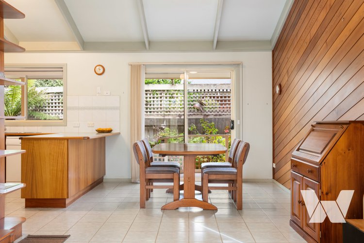 40 Balmoral Crescent, Eastwood