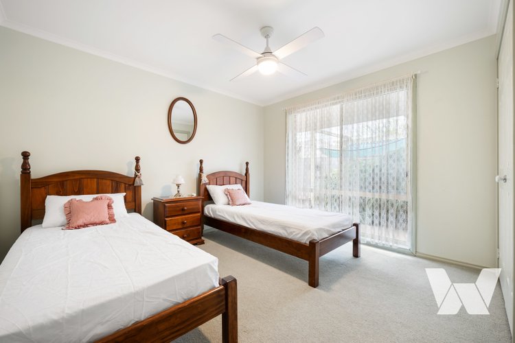 40 Balmoral Crescent, Eastwood