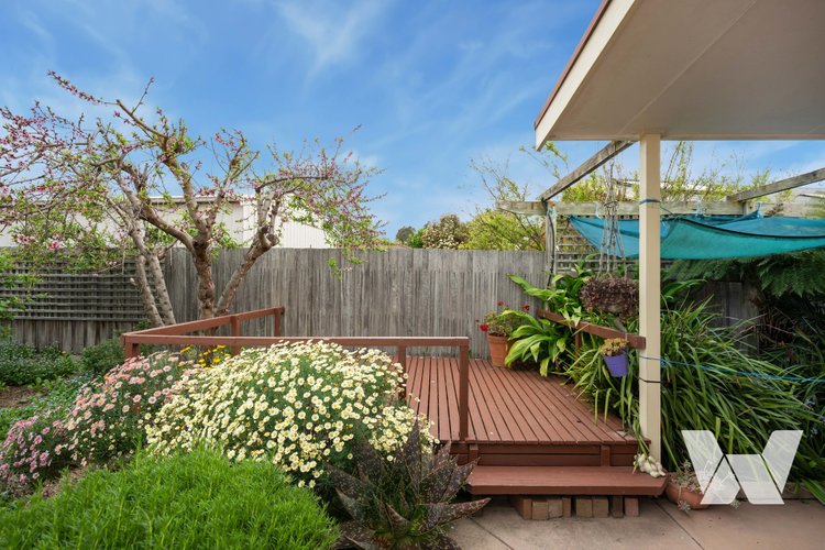40 Balmoral Crescent, Eastwood