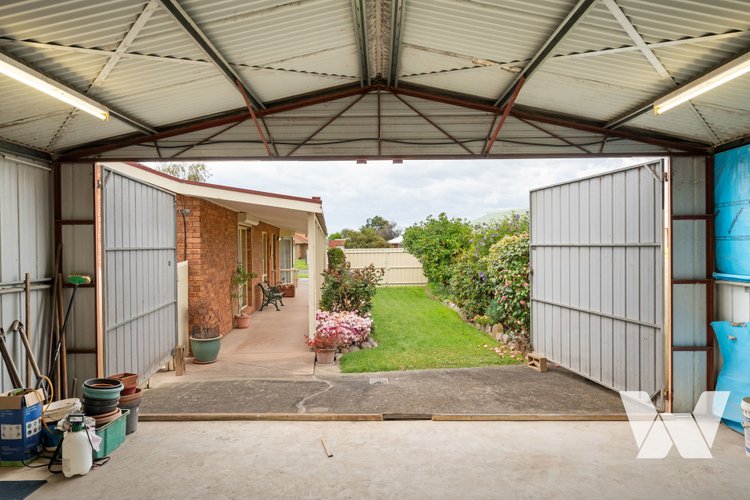 40 Balmoral Crescent, Eastwood