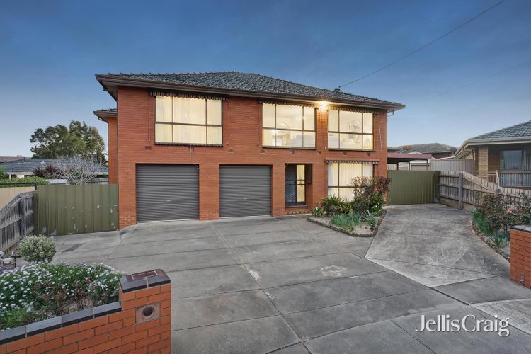 40 Hillcrest Court Chadstone 3148