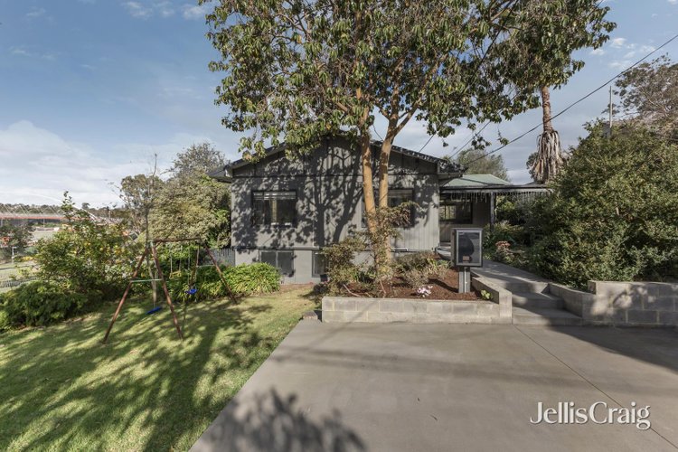 40 Jackson Avenue Mont Albert North 3129