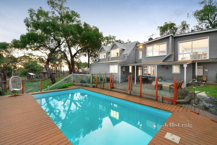 40 Rangeview Road St Andrews 3761