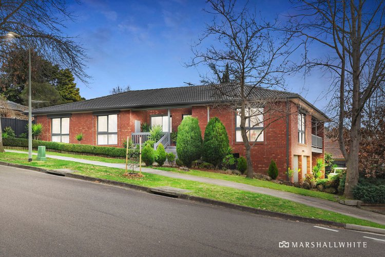 40 Spring Valley Drive