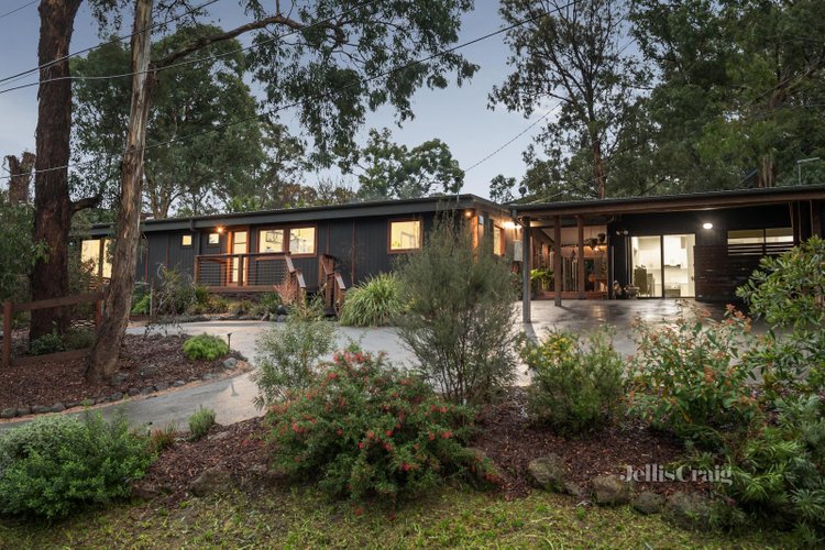 40 View Hill Crescent Eltham 3095