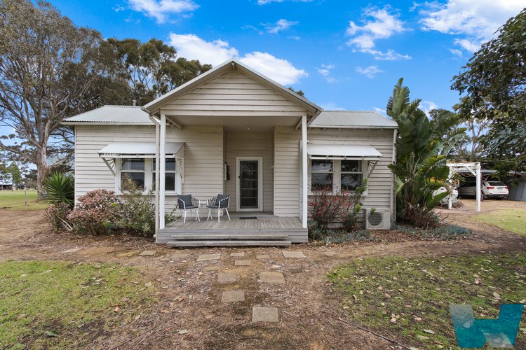 400 Aitkens Road, Bengworden