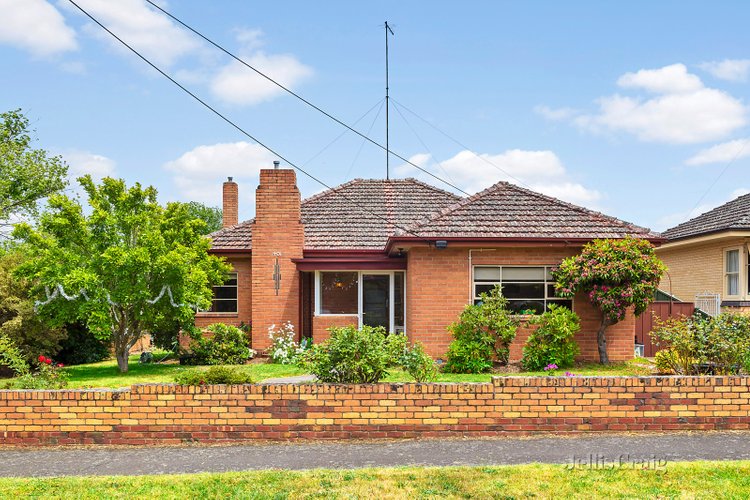 401 Armstrong Street Soldiers Hill 3350