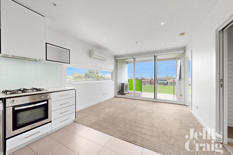 401/64 Macaulay Road  North Melbourne 3051