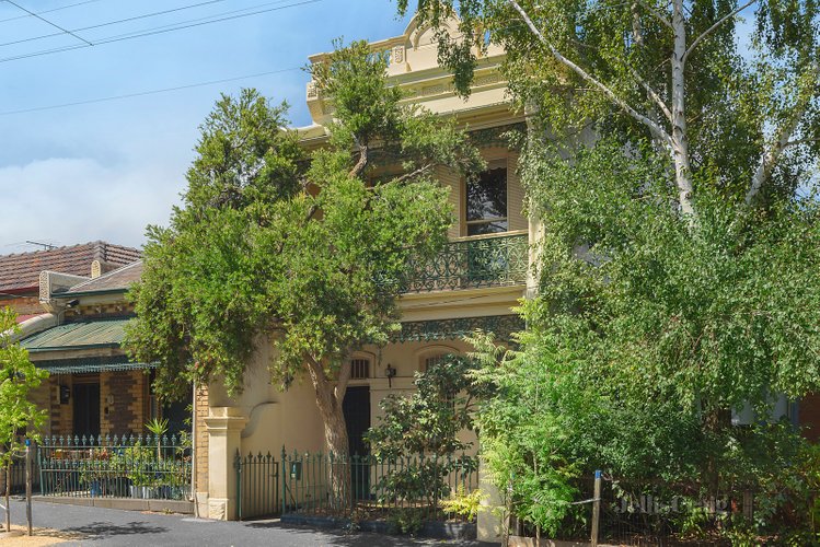 402 Dryburgh Street North Melbourne 3051