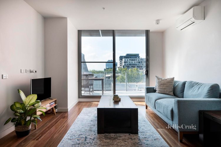 402 160-164 Argyle Street Fitzroy 3065