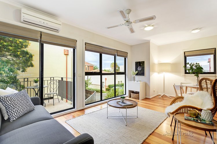40/337 Station Street Thornbury 3071