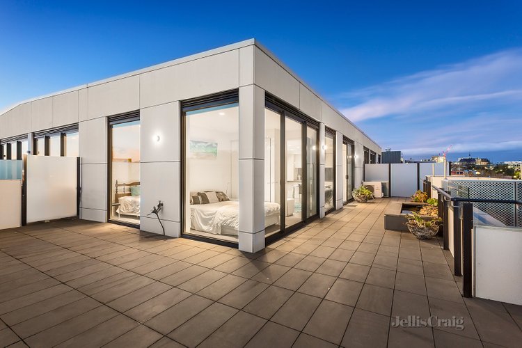 404/145 Roden Street West Melbourne 3003