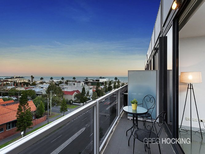 404 19 Pickles Street Port Melbourne 3207