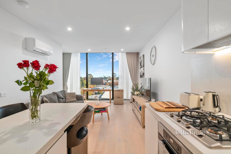 404 23 Osullivan Road Glen Waverley 3150