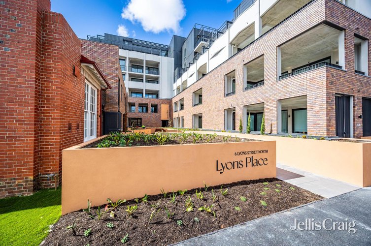 406/6 Lyons Street North  Ballarat Central 3350