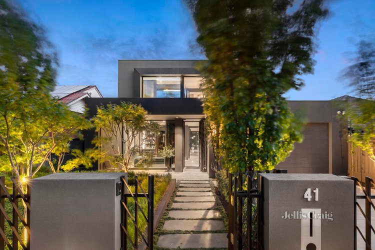 41 Hayes Road Strathmore 3041