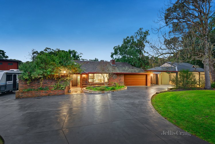 41 Pine Road Mooroolbark 3138