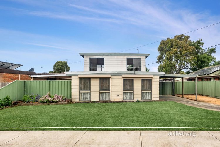 41 Rowlands Street Sebastopol 3356
