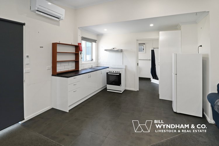 41 Wilis Avenue, Marlo