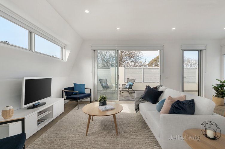 4/10 Francesco Street Bentleigh East 3165