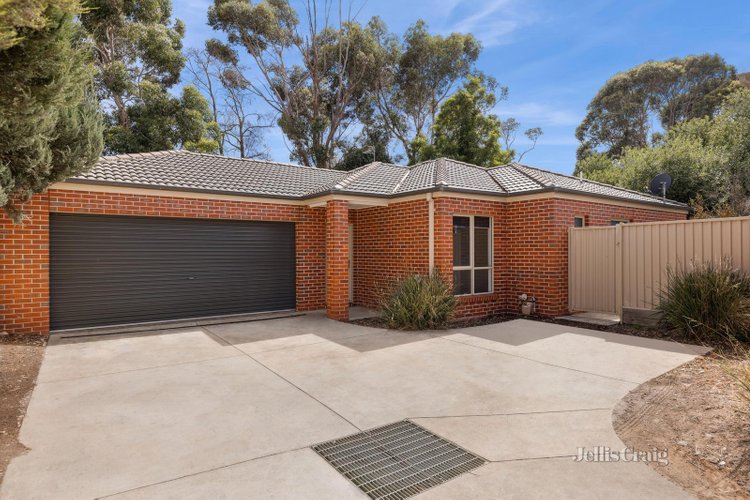 4 104 Whitehorse Road Mount Clear 3350