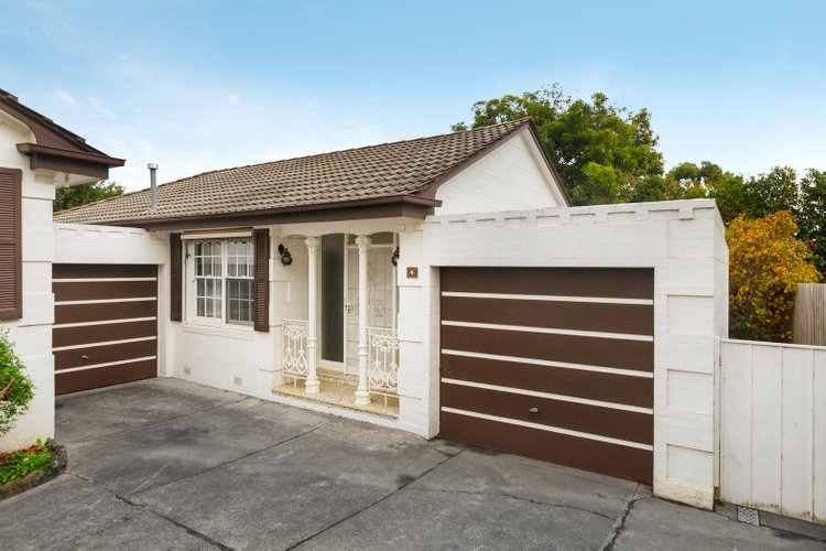 4/11 Louise Avenue Mont Albert 3127