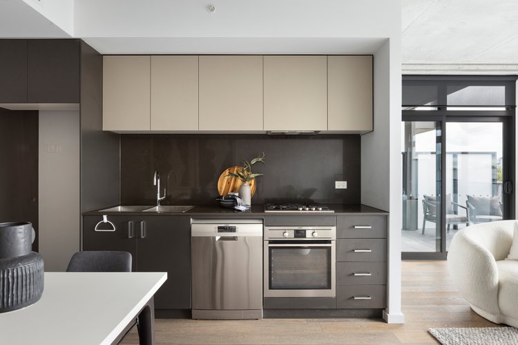 411/77 Hobsons Road  Kensington 3031