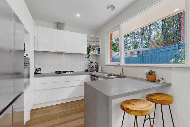 4/12 Newlyn Street Caulfield 3162