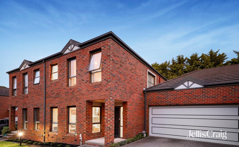 4/12 Omar St  Templestowe Lower 3107