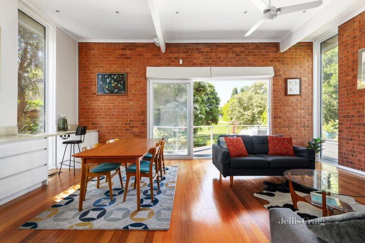 4 12 Park Crescent Kew 3101