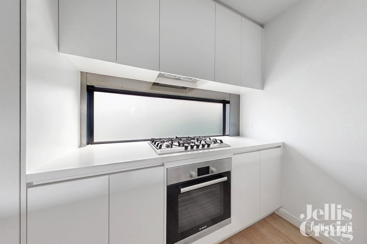 4/12 Sandown Road  Ascot Vale 3032