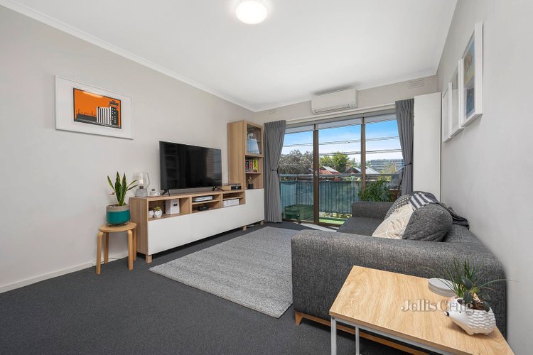 4 13 Maribyrnong Road Ascot Vale 3032